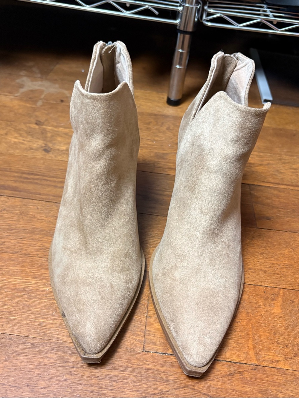 Steve Madden Alyse Taupe Suede Pointed Toe Booties Size 9